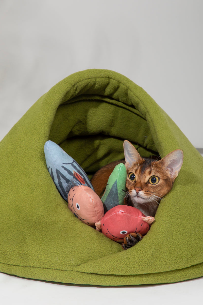 HiDREAM Cozy Fleece Semi-Enclosed Pet Bed For Dogs & Cats