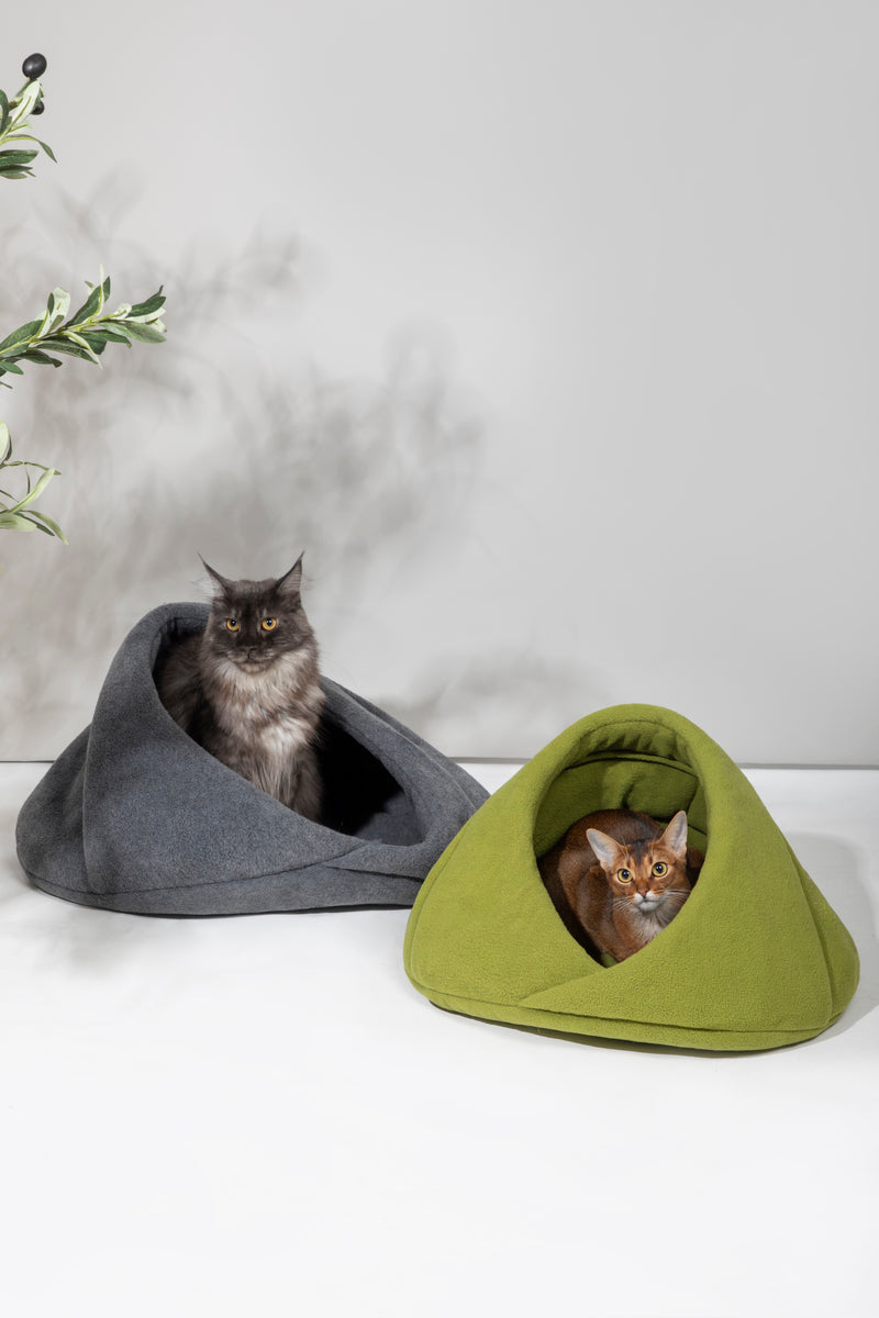 HiDREAM Cozy Fleece Semi-Enclosed Pet Bed For Dogs & Cats