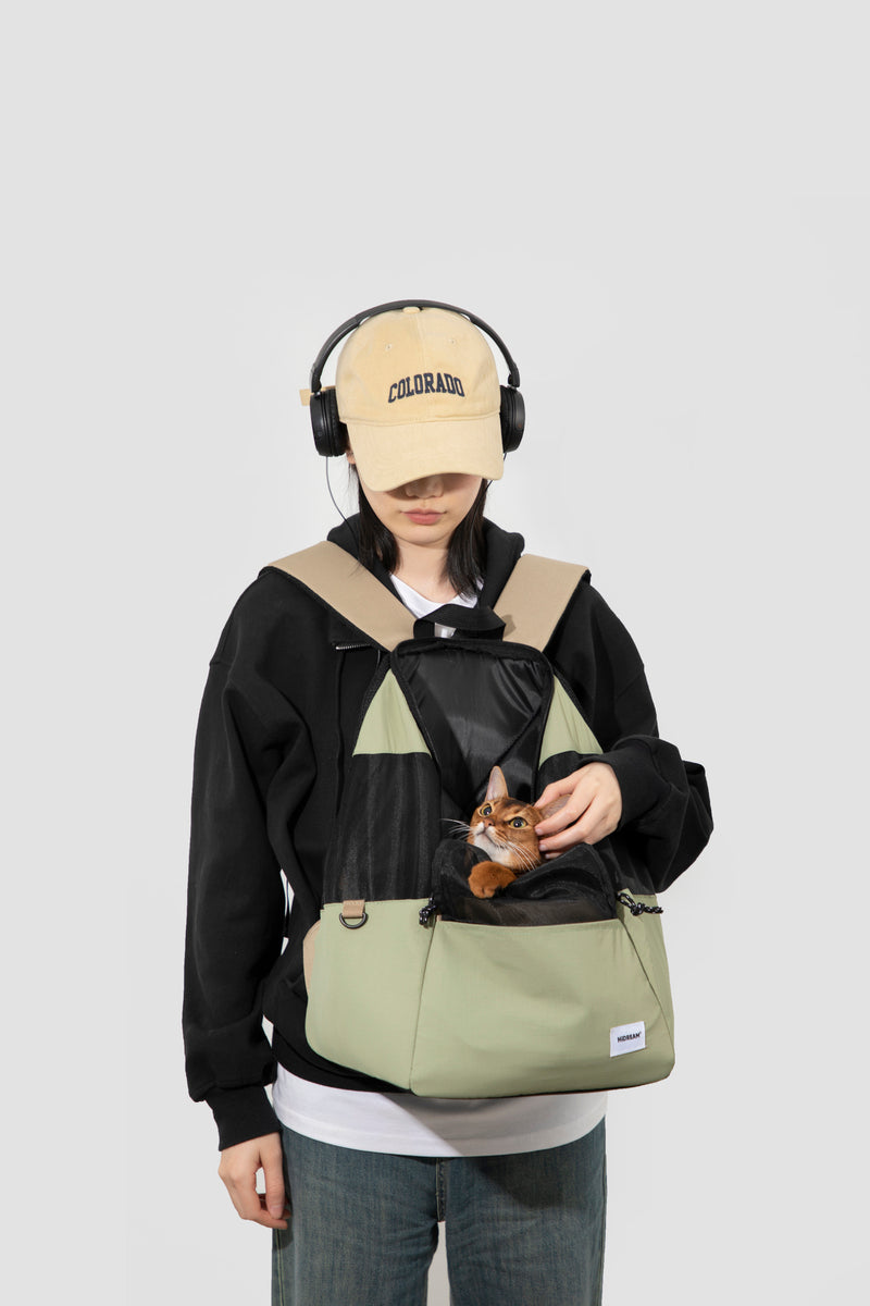 HiDREAM 軽量ペットバックパックキャリア 犬・猫用