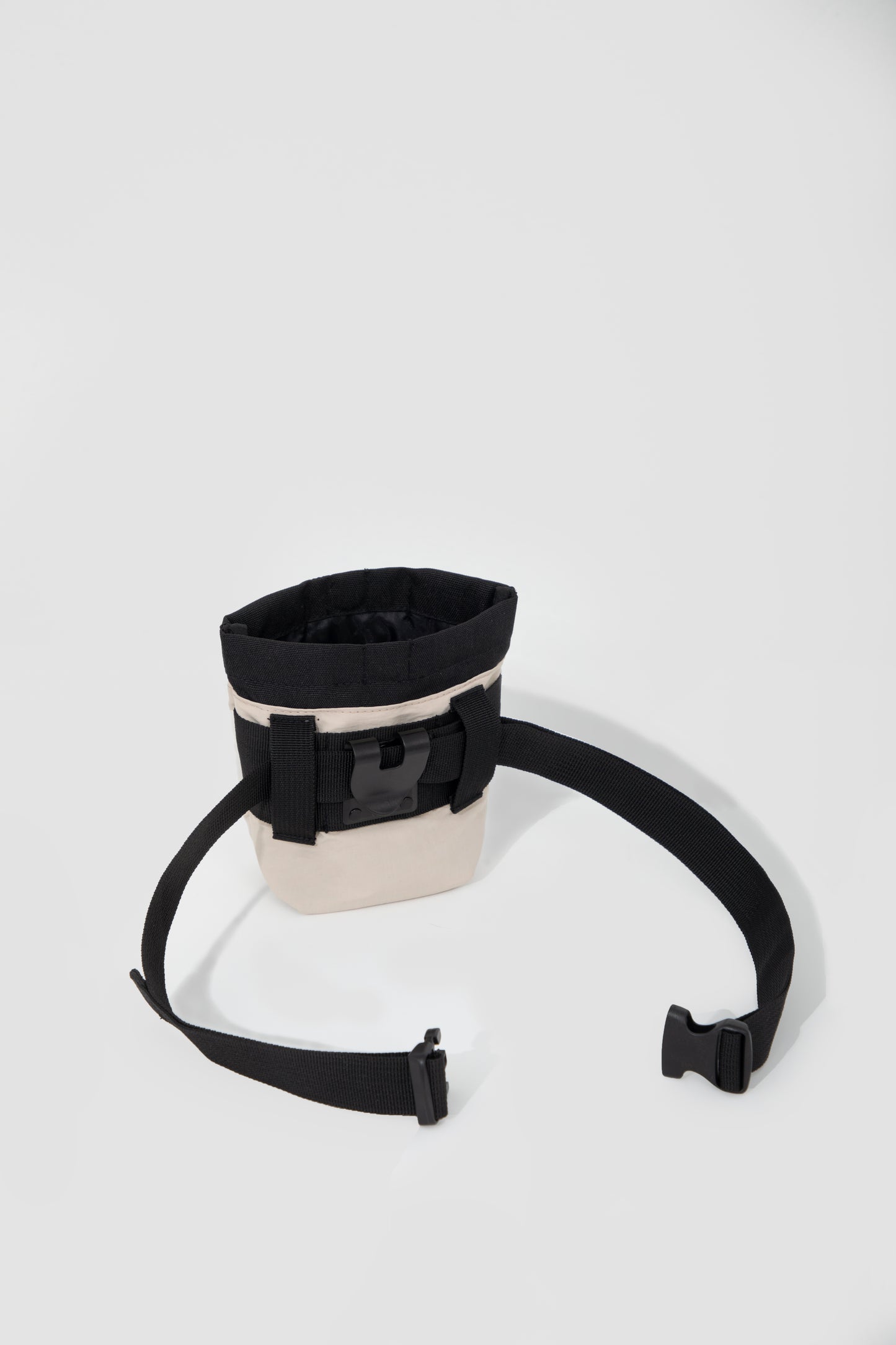 HiDREAM Pet Training Treat Pouch With Waste Bag Holder