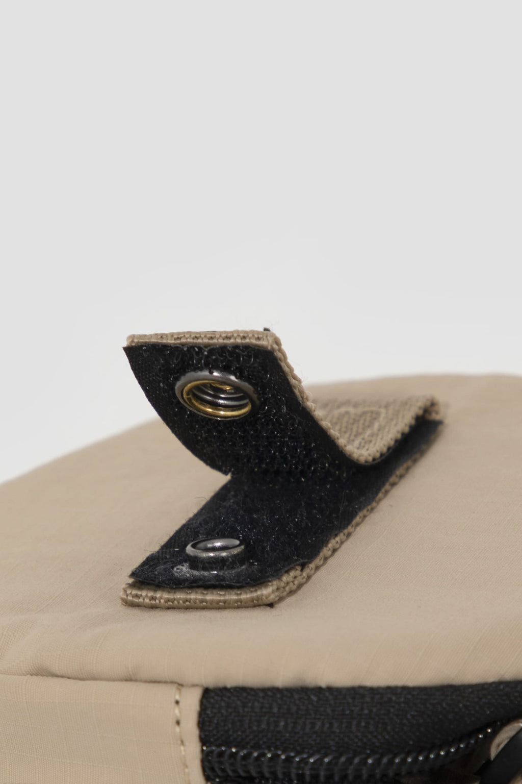 HiDREAM Valley Round Pet Poop Bag Holder For Dogs & Cats